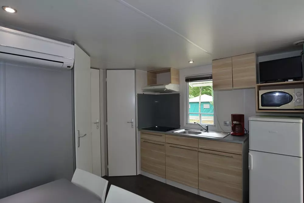 Camping La Rouvière Les Pins 3 étoiles★★★