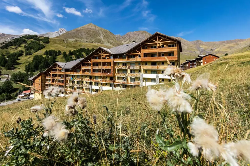 Résidence Les Cimes du Val d'Allos3 étoiles★★★