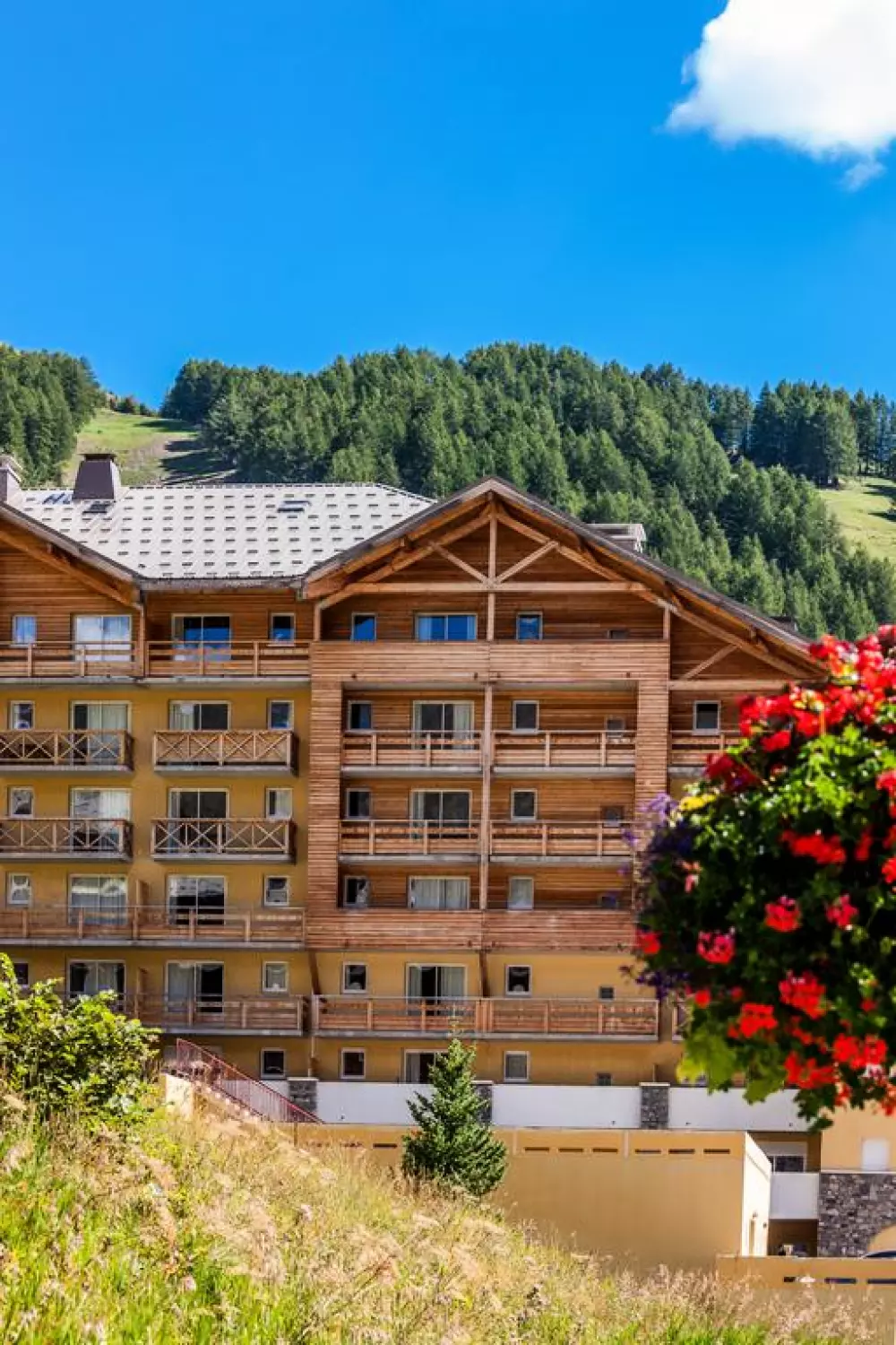 Résidence Les Cimes du Val d'Allos3 étoiles★★★