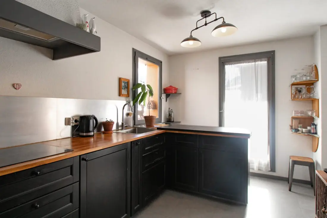Adonis A, Appartement Spacieux Et Traversant, Cosy Et Rénové