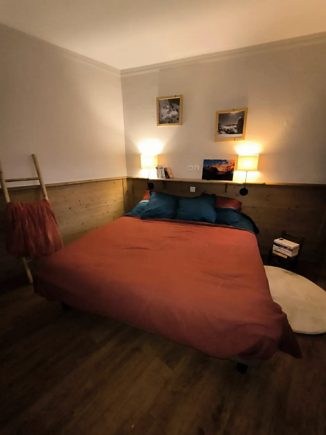 Chalet Alaska