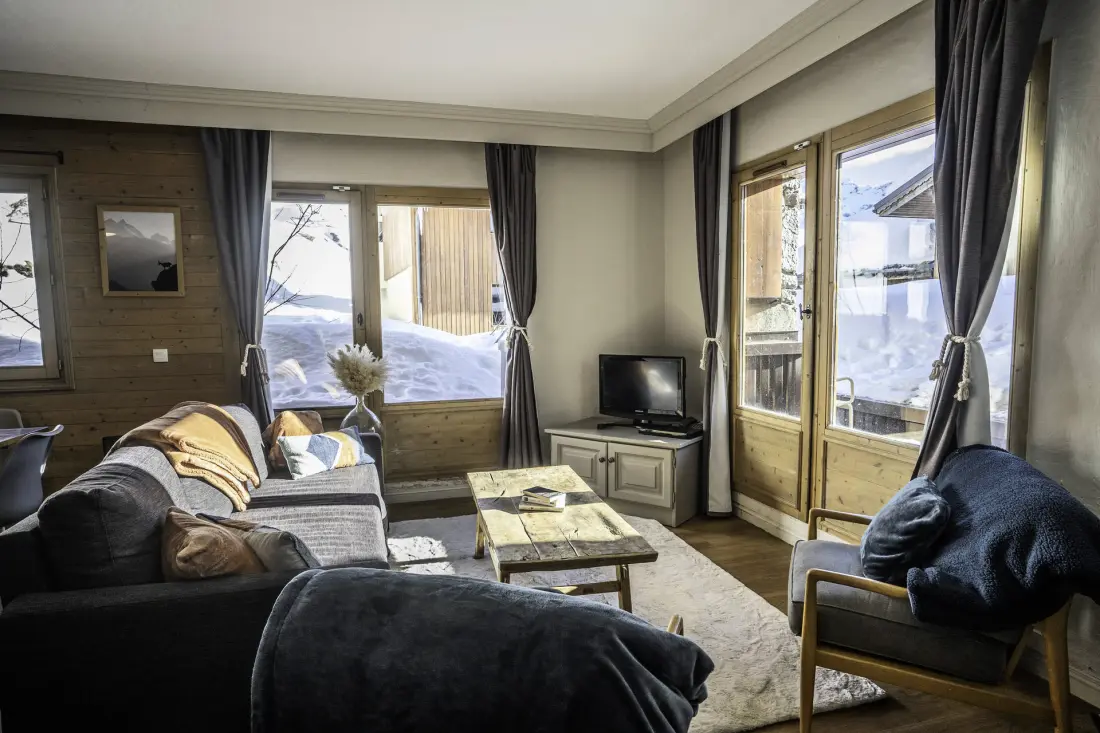 Chalet Alaska