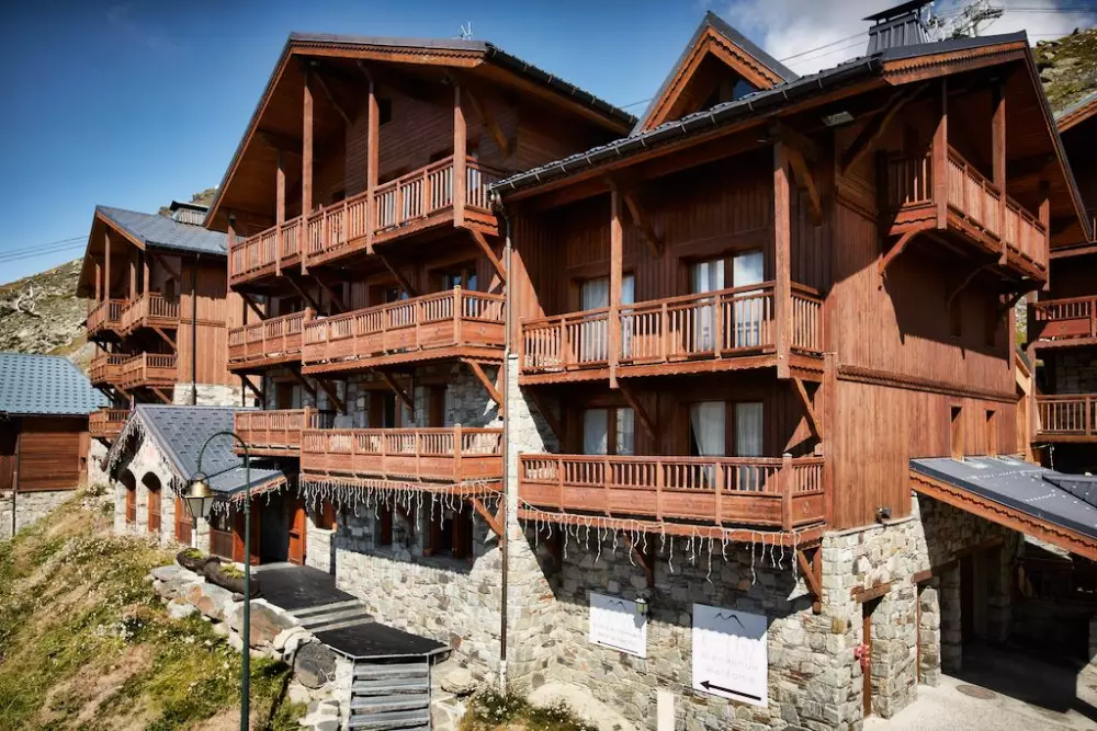 Résidence Les Chalets de Rosaël3 étoiles★★★