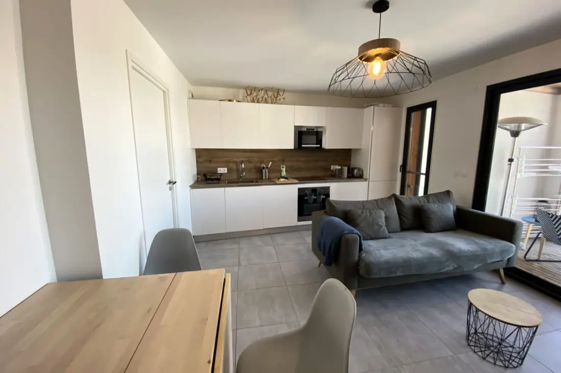 06ci : Bel Appartement T2 Avec Terrasse - Valberg