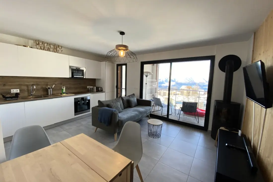 06ci : Bel Appartement T2 Avec Terrasse - Valberg