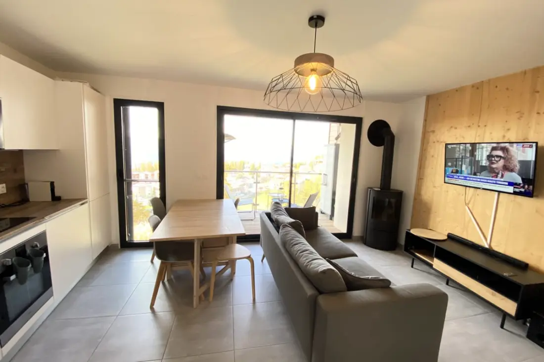 06ci : Bel Appartement T2 Avec Terrasse - Valberg