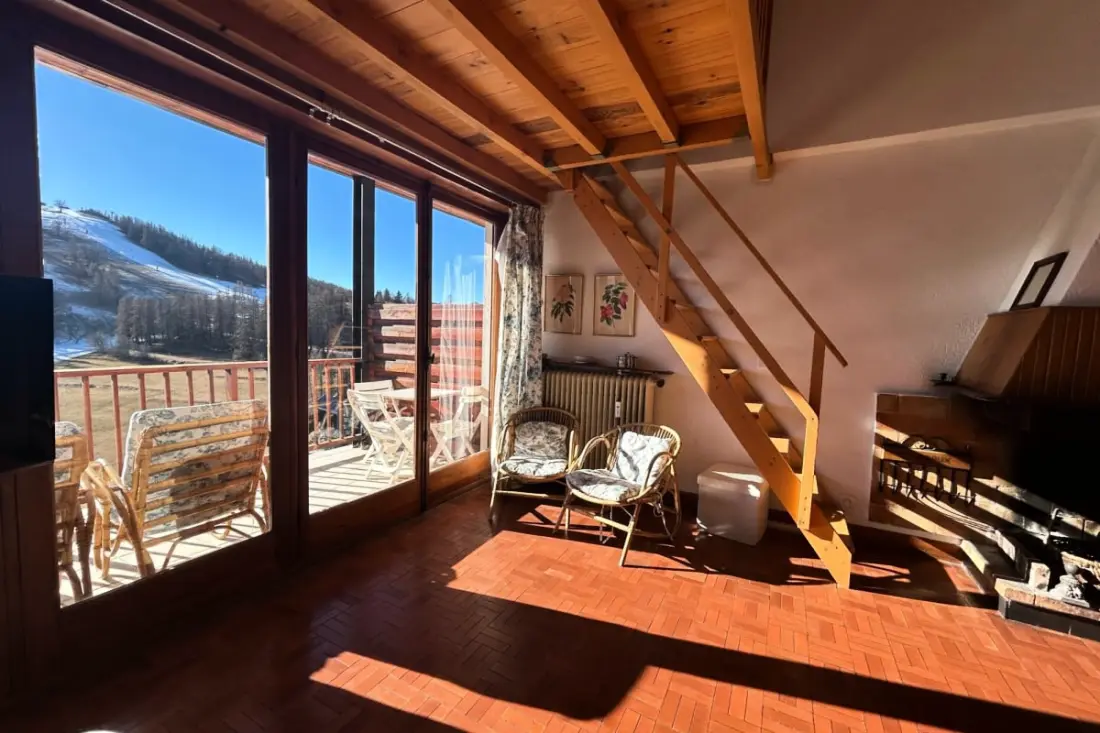 06cn : Appartement 6 à 10 Personnes Avec Terrasse