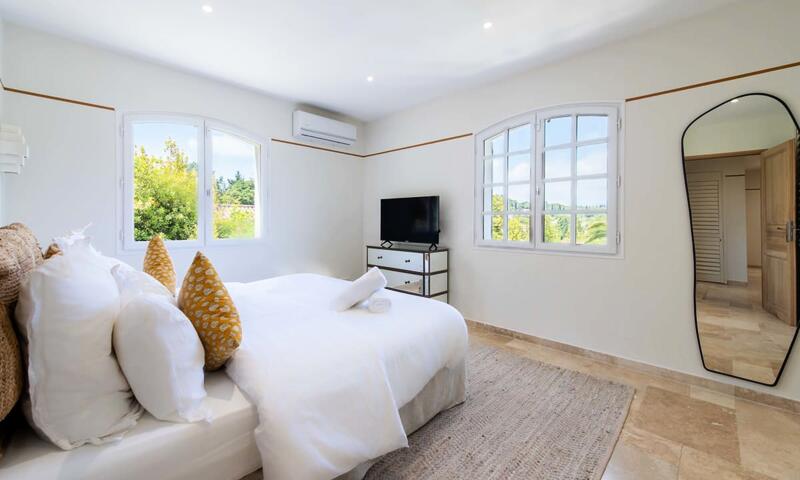 Résidence Villa 400m² Padel Piscine Volley - - Valbonne - 42