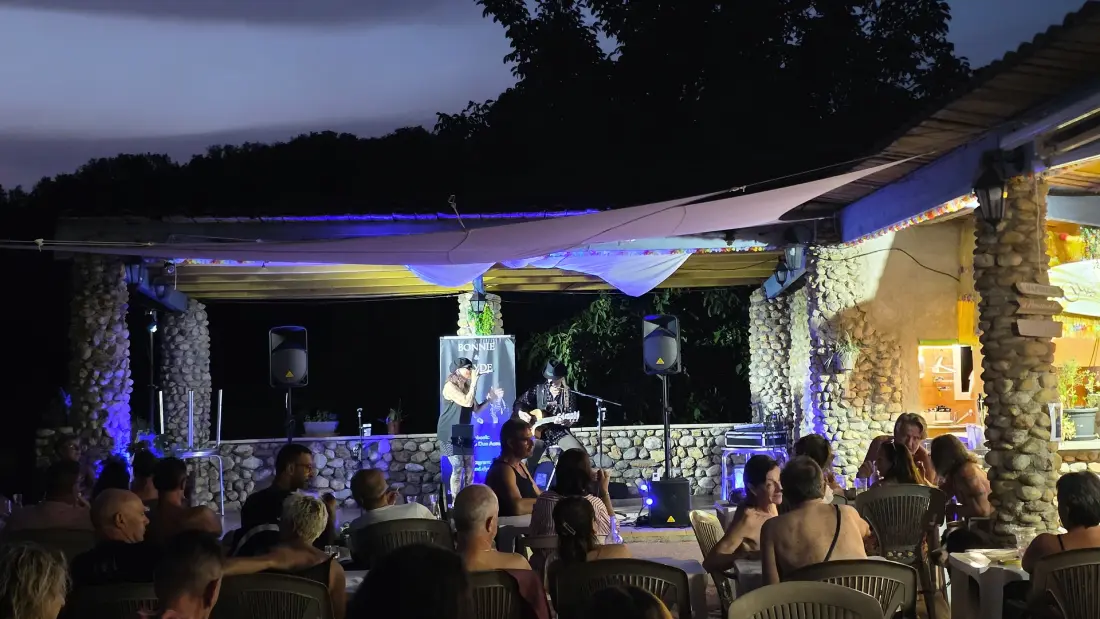Camping Naturiste Tikayan Petit Arlane 3 étoiles★★★