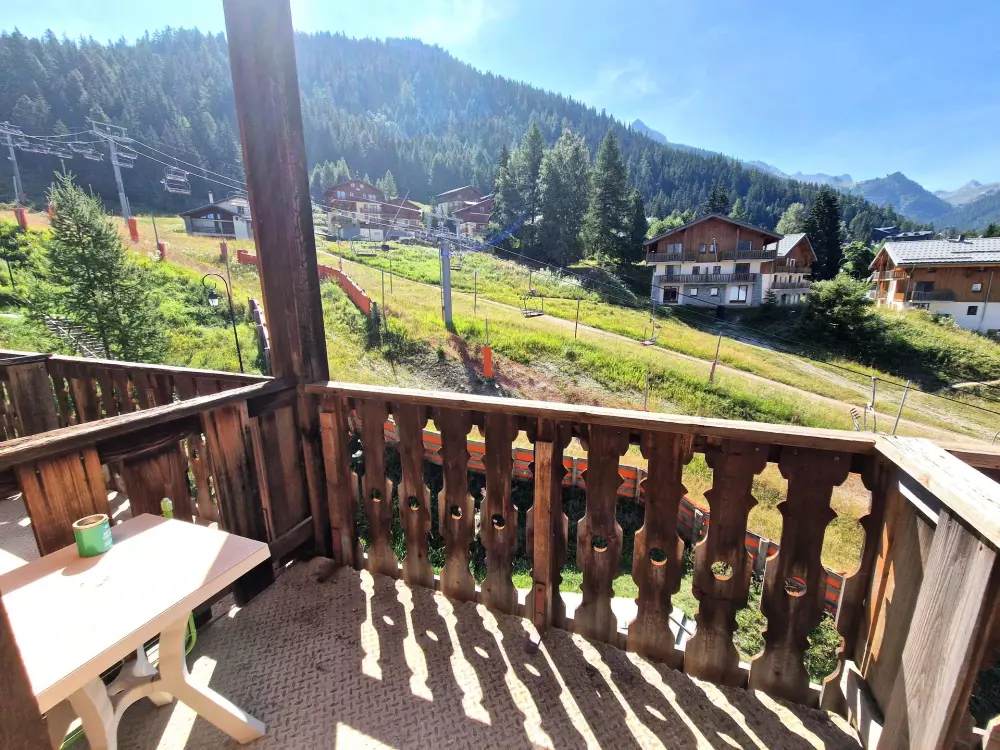 Chalet Club