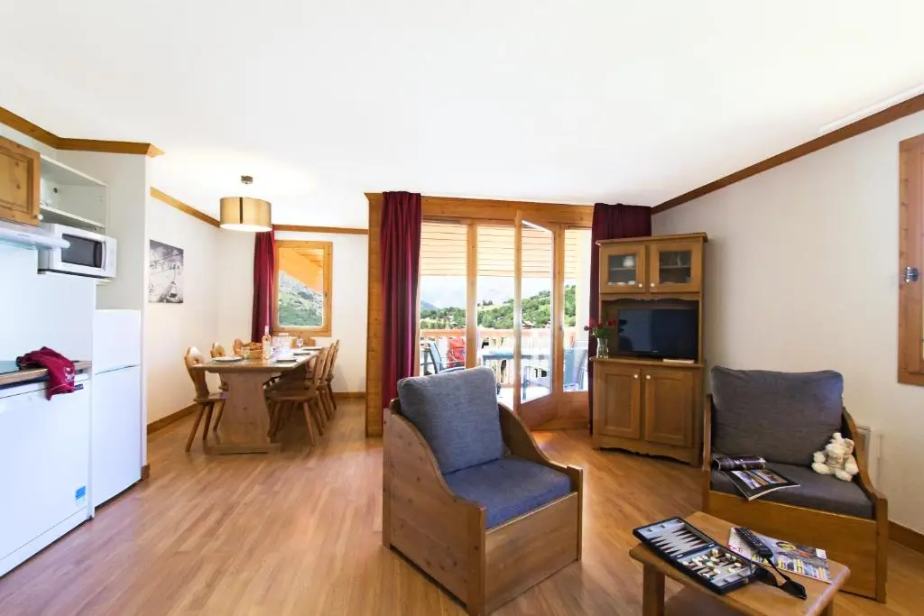 Résidence Odalys Le Hameau et Les Chalets de la Vallée d'Or 3 étoiles★★★