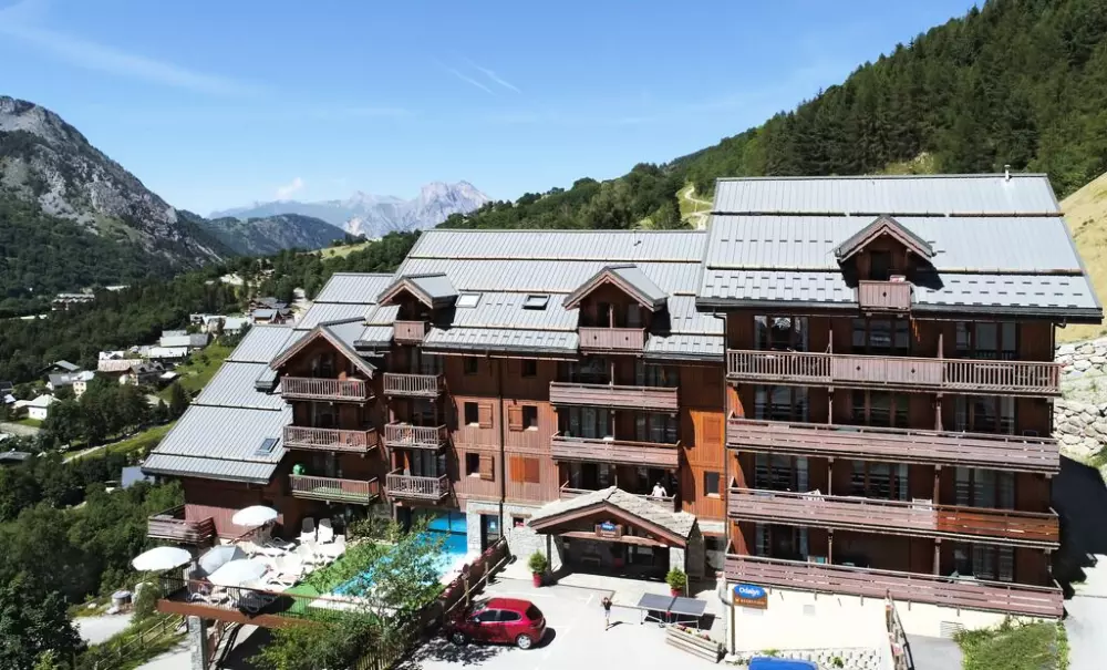 Résidence Odalys Le Hameau et Les Chalets de la Vallée d'Or 3 étoiles★★★