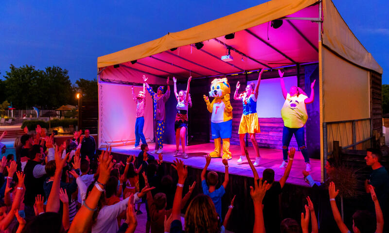 Camping Le Domaine de Chaussy - Lagorce - 15