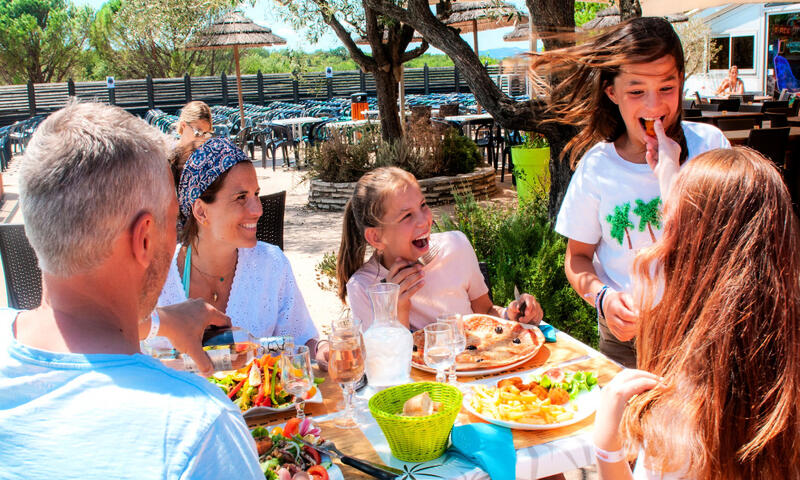 Camping Le Domaine de Chaussy - Lagorce - 17