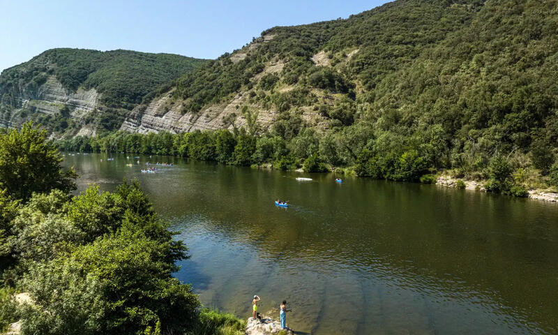 Camping L'Arc en Ciel*** - Vallon-Pont-d'Arc - 26