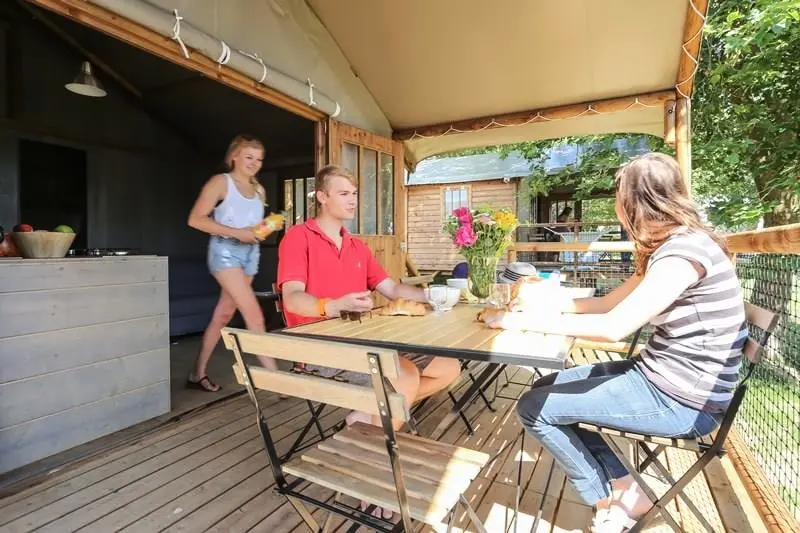 Flower Camping Le Conleau 4 étoiles★★★★