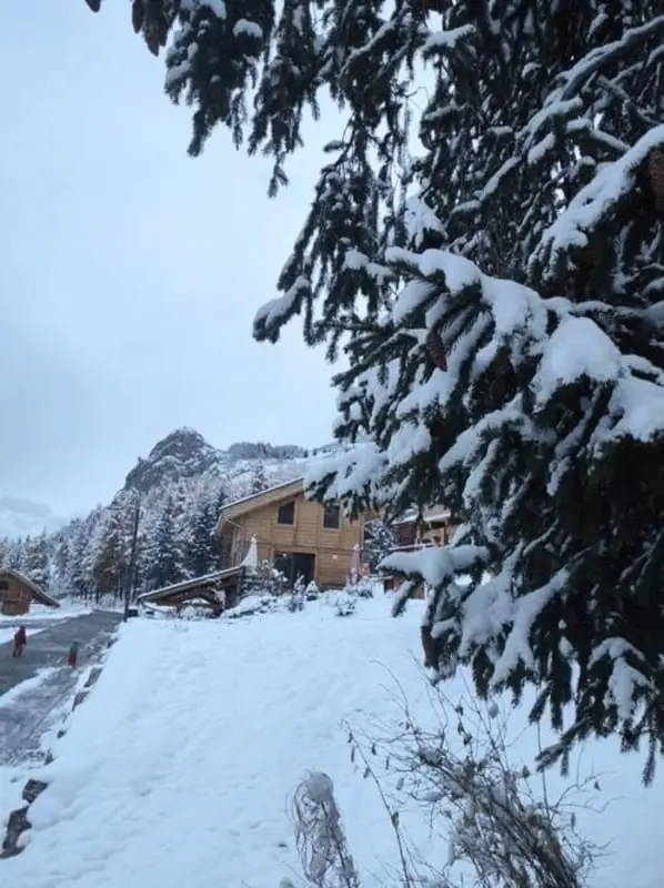 Chalet Familial 3 Chambres • Jardin 600 M² • Vars