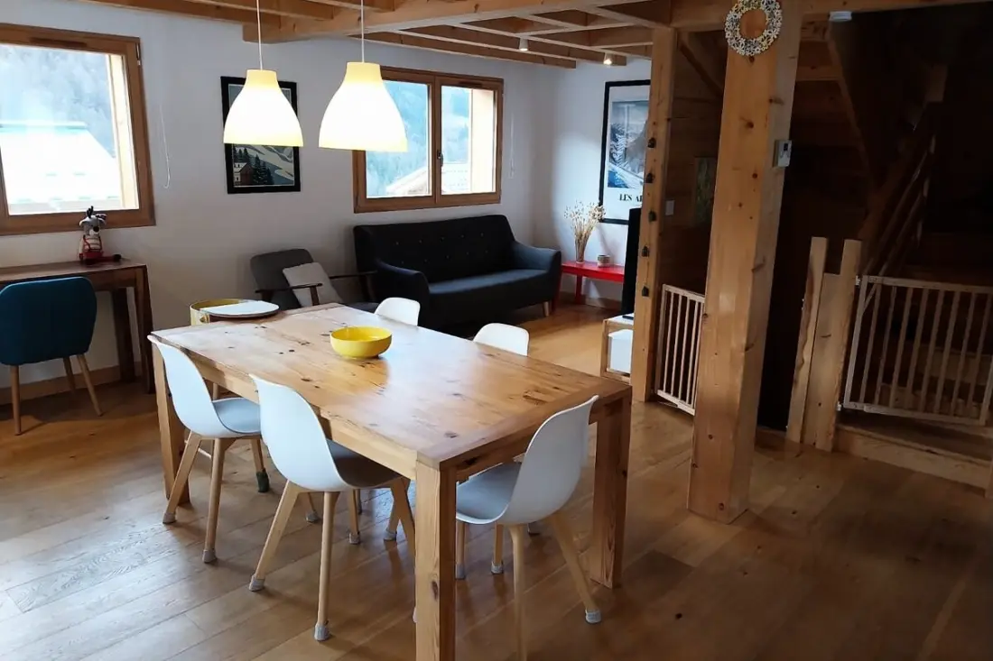 Chalet Familial 3 Chambres • Jardin 600 M² • Vars