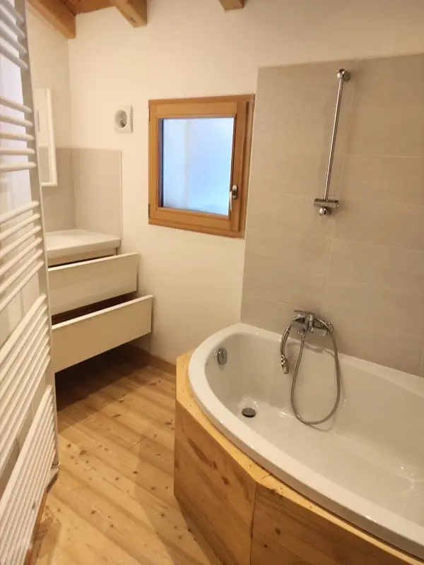 Chalet Familial 3 Chambres • Jardin 600 M² • Vars
