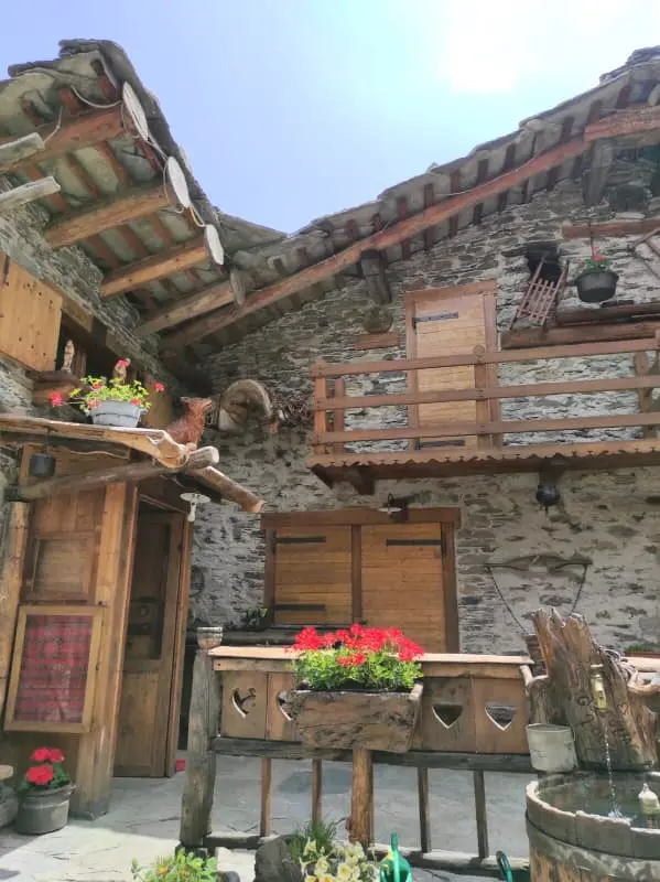 Chalet Familial 3 Chambres • Jardin 600 M² • Vars