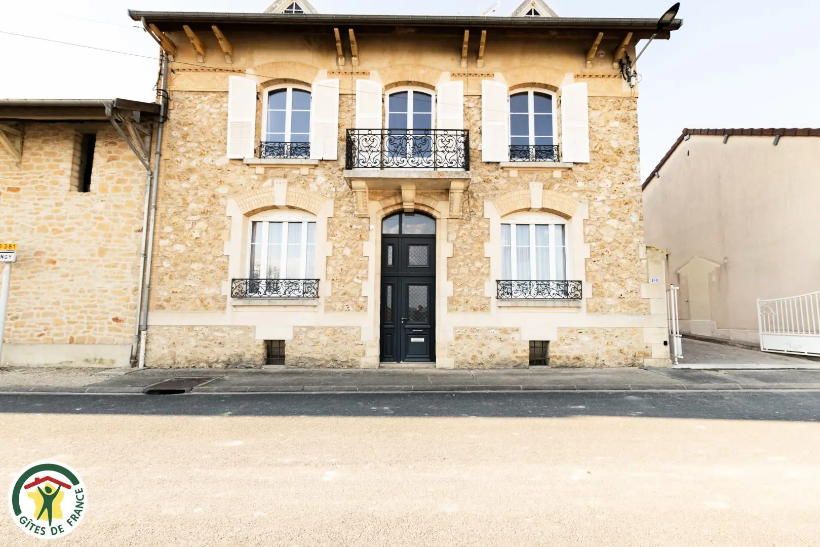 Gîte De France Au Fil Du Temps 3 Épis - - Vavray Le Grand - 1