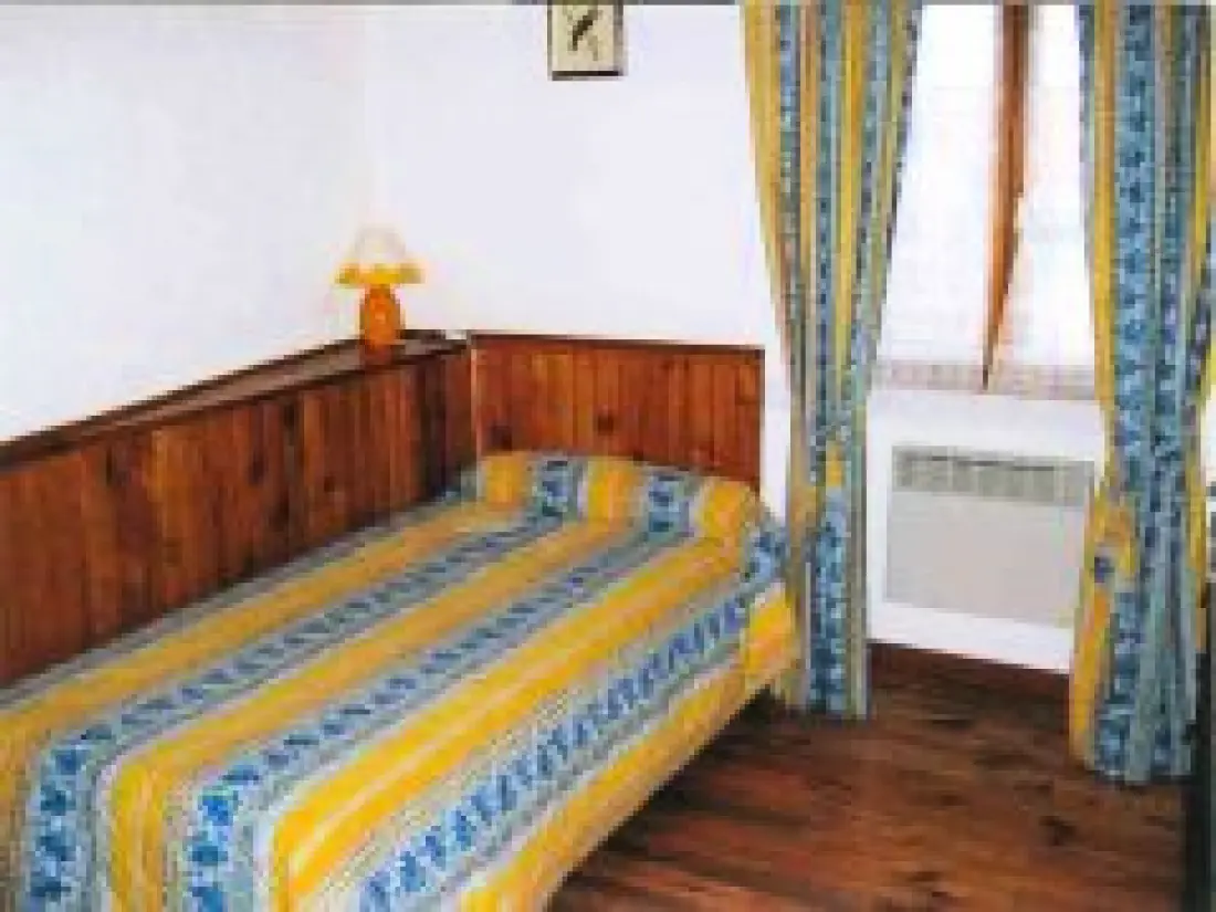 Gîte de France à Verneugheol  2