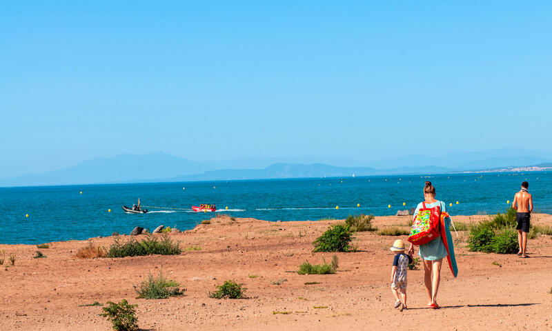 Camping Le Petit Mousse - Vias Plage - 17