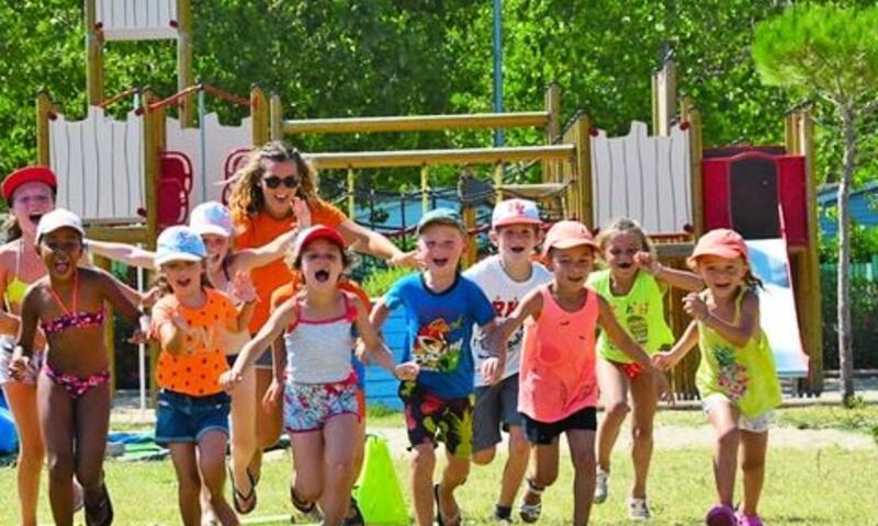Camping Les Salisses **** - - Vias Plage - 26
