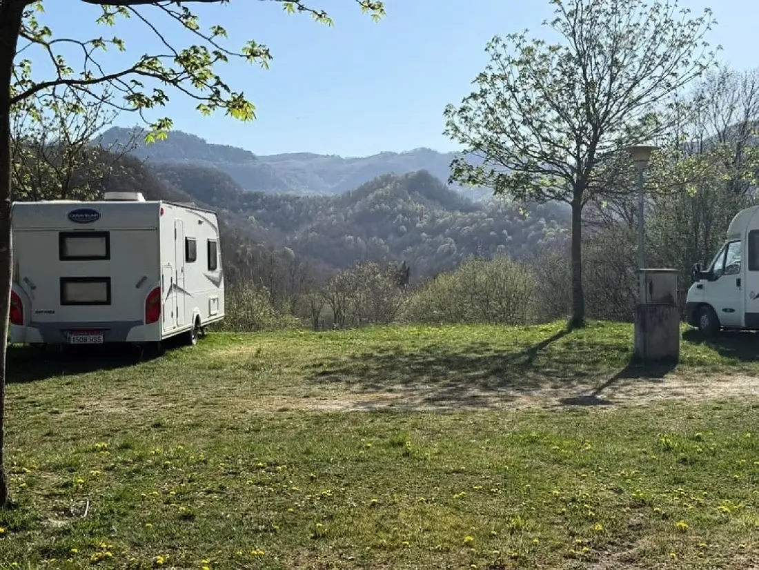 Camping Vidrà by Viajes Velero