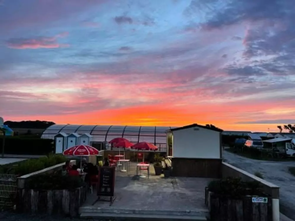 Flower Camping Omaha Beach 3 étoiles★★★