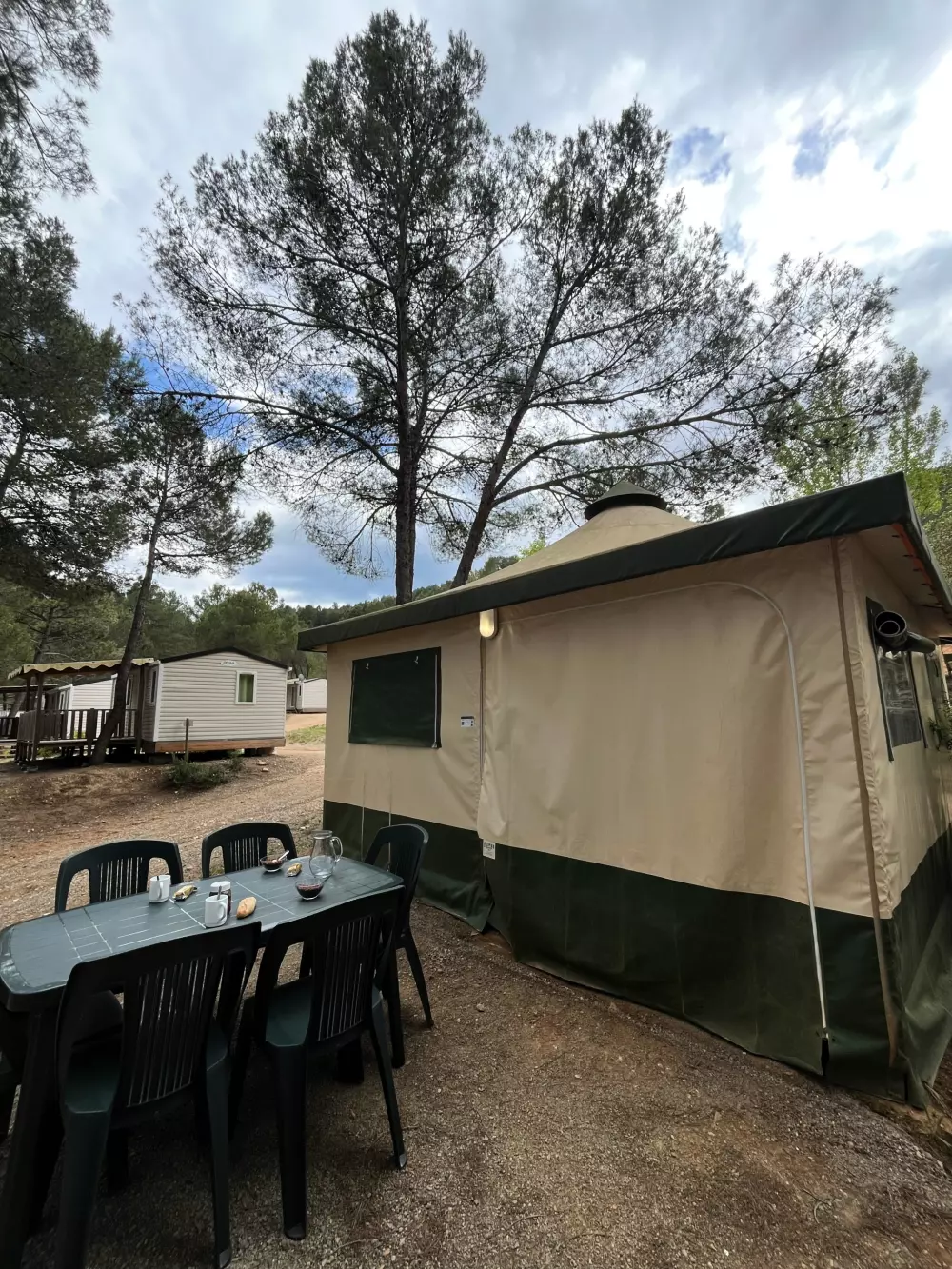 Flower Camping Les Cadenières 4 étoiles★★★★