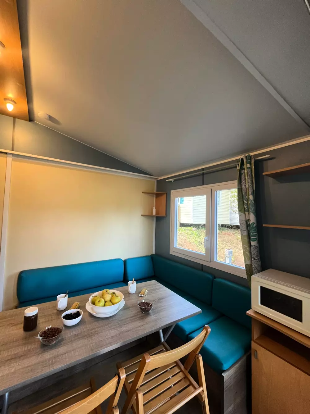 Flower Camping Les Cadenières 4 étoiles★★★★