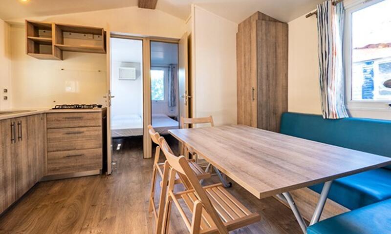 Camping Les Avignon - Villeneuve Les Avignons - 21