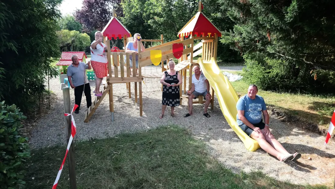 Camping FONTAINE DU ROC 3 étoiles★★★
