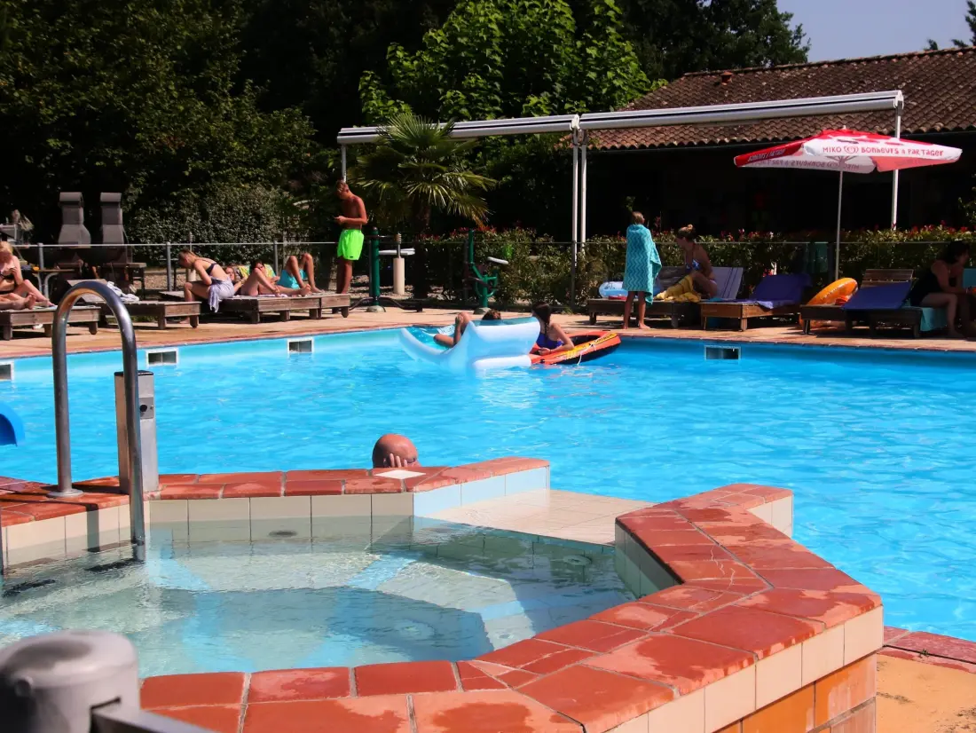 Camping FONTAINE DU ROC 3 étoiles★★★