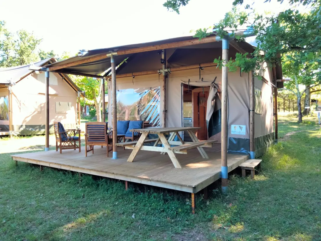 Camping FONTAINE DU ROC 3 étoiles★★★