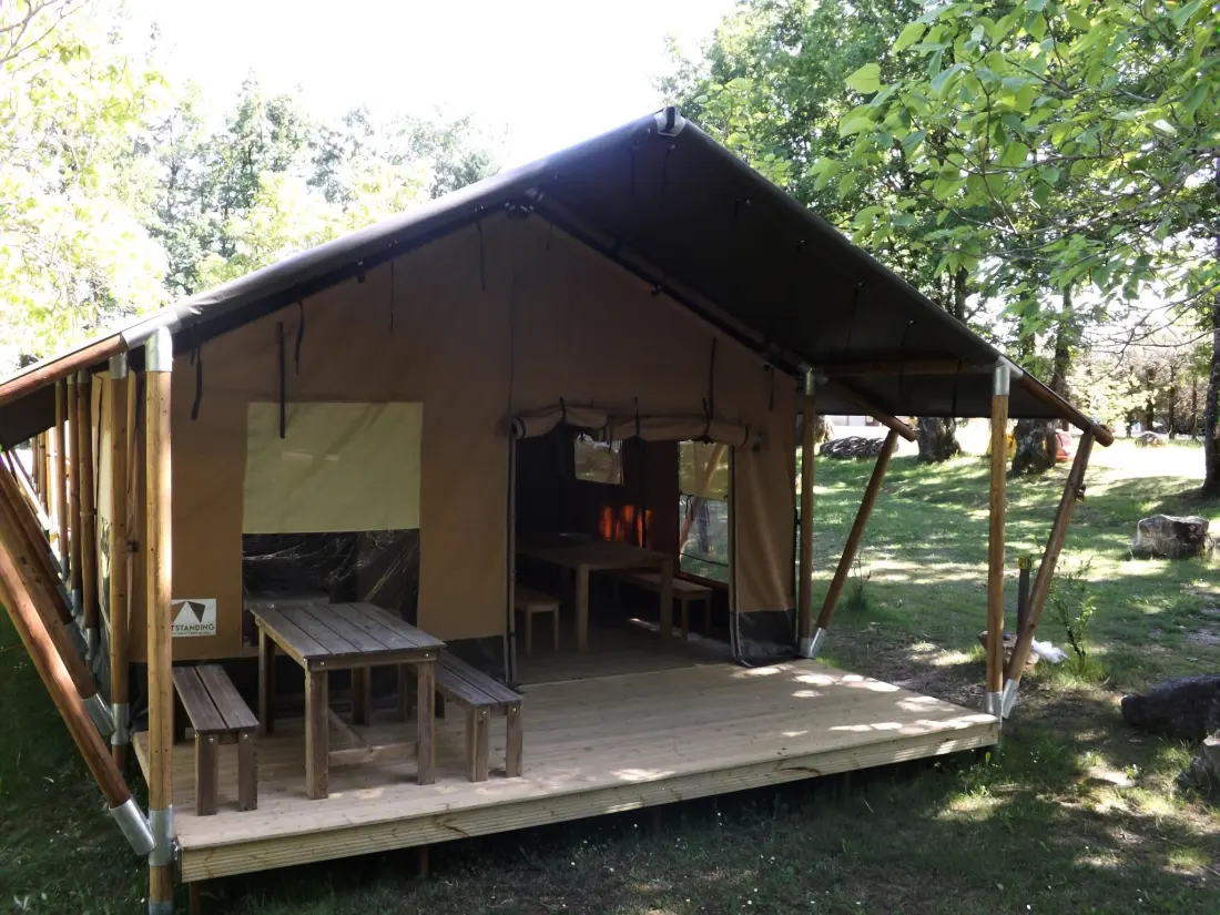 Camping FONTAINE DU ROC 3 étoiles★★★