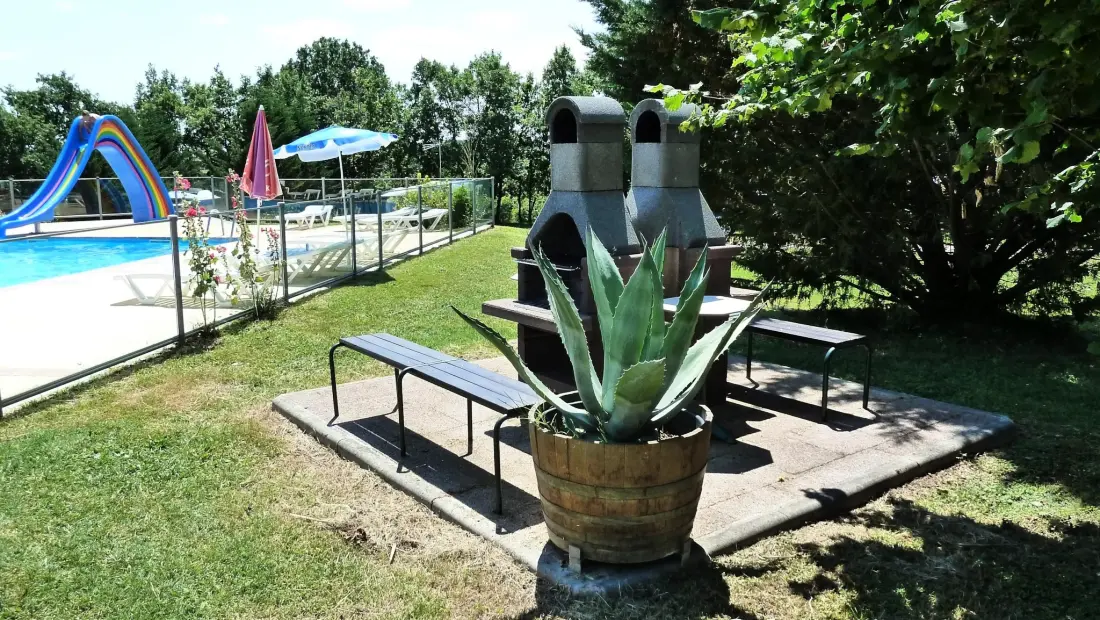 Camping FONTAINE DU ROC 3 étoiles★★★