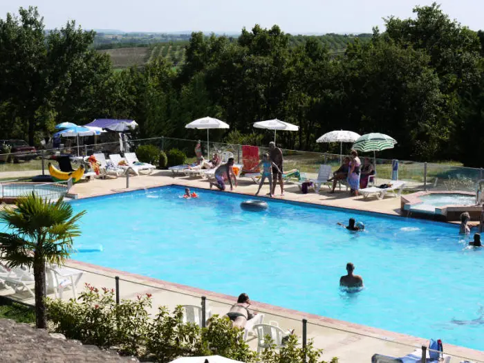 Camping FONTAINE DU ROC 3 étoiles★★★