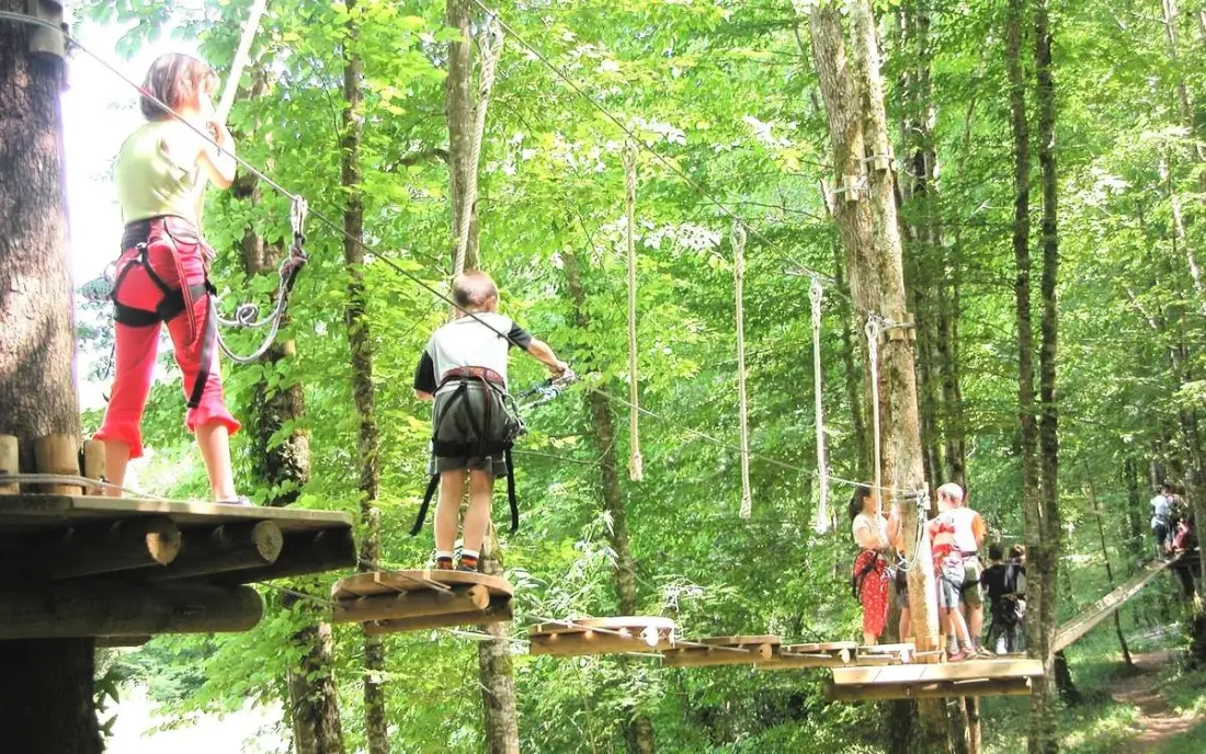 Camping FONTAINE DU ROC 3 étoiles★★★