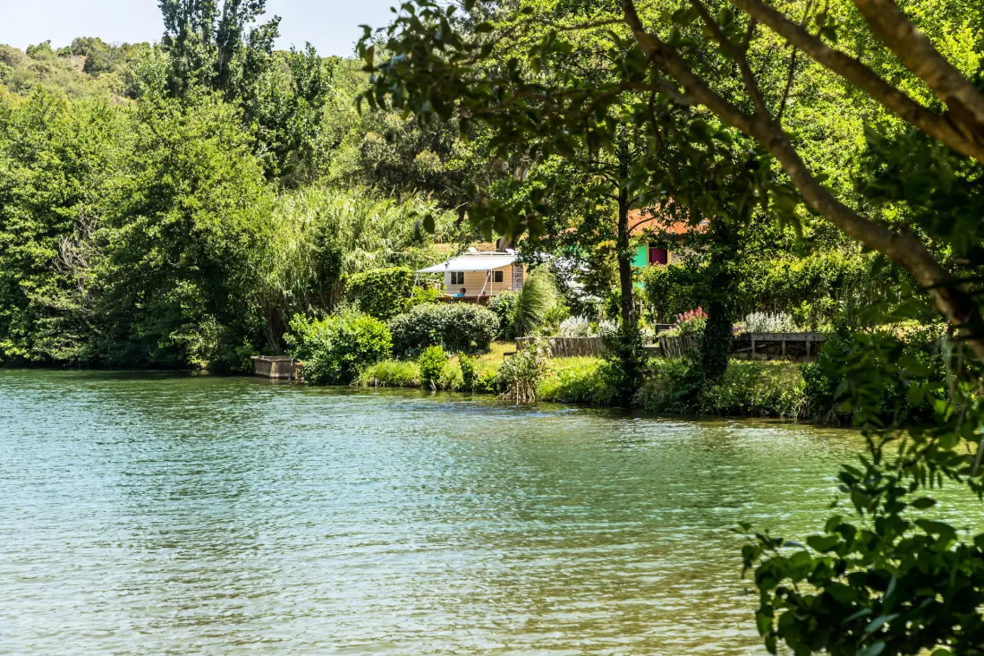 Camping Les Rives Du Lac De Vinca 3 étoiles★★★