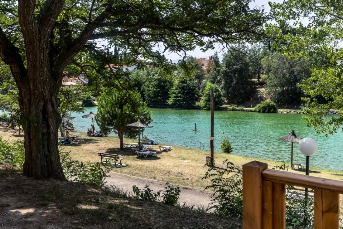 Camping Les Rives Du Lac De Vinca 3 étoiles★★★