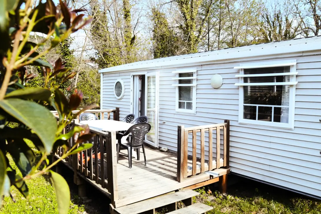 Camping Les Rives Du Lac De Vinca 3 étoiles★★★