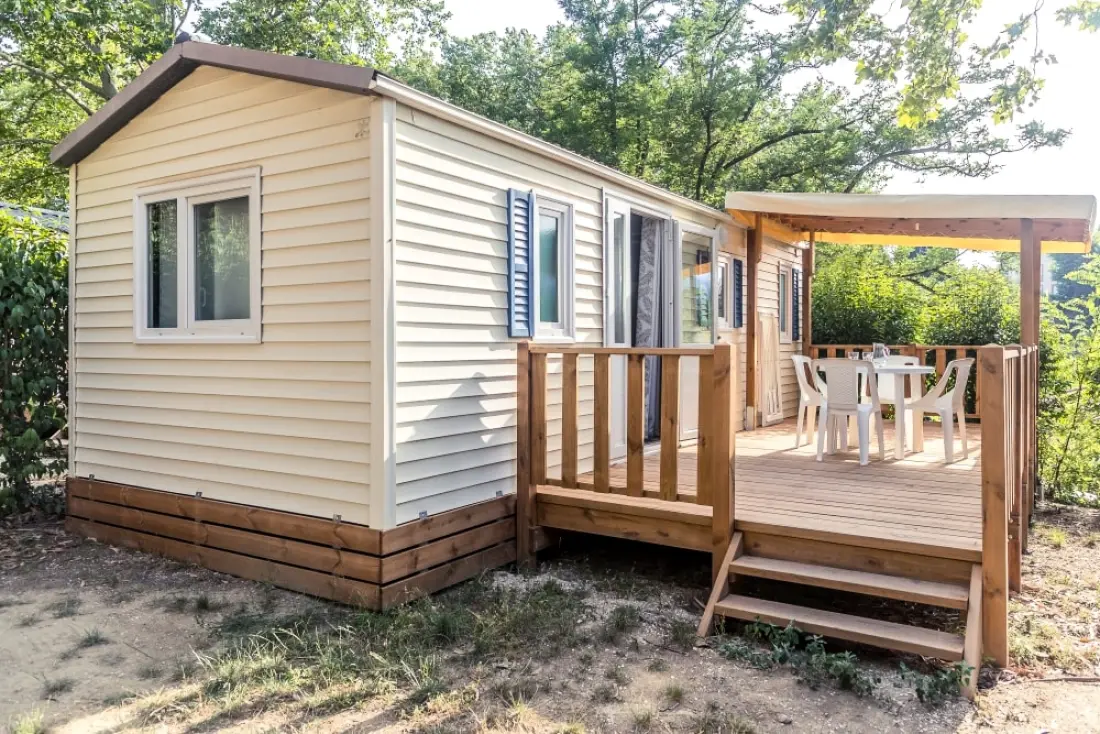 Camping Les Rives Du Lac De Vinca 3 étoiles★★★
