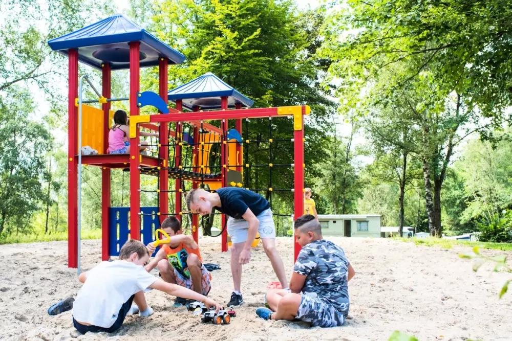 Camping La Colline 4 étoiles★★★★