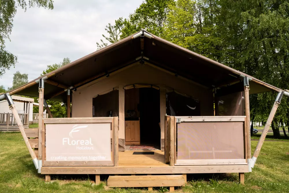 Camping La Colline 4 étoiles★★★★