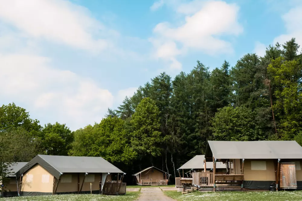 Camping La Colline 4 étoiles★★★★