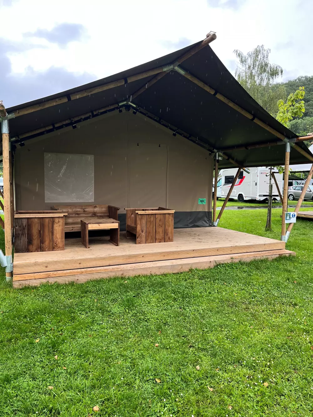 Camping La Colline 4 étoiles★★★★