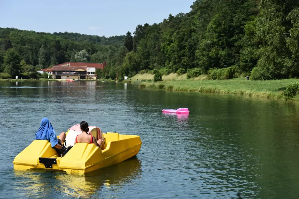 Camping La Colline 4 étoiles★★★★