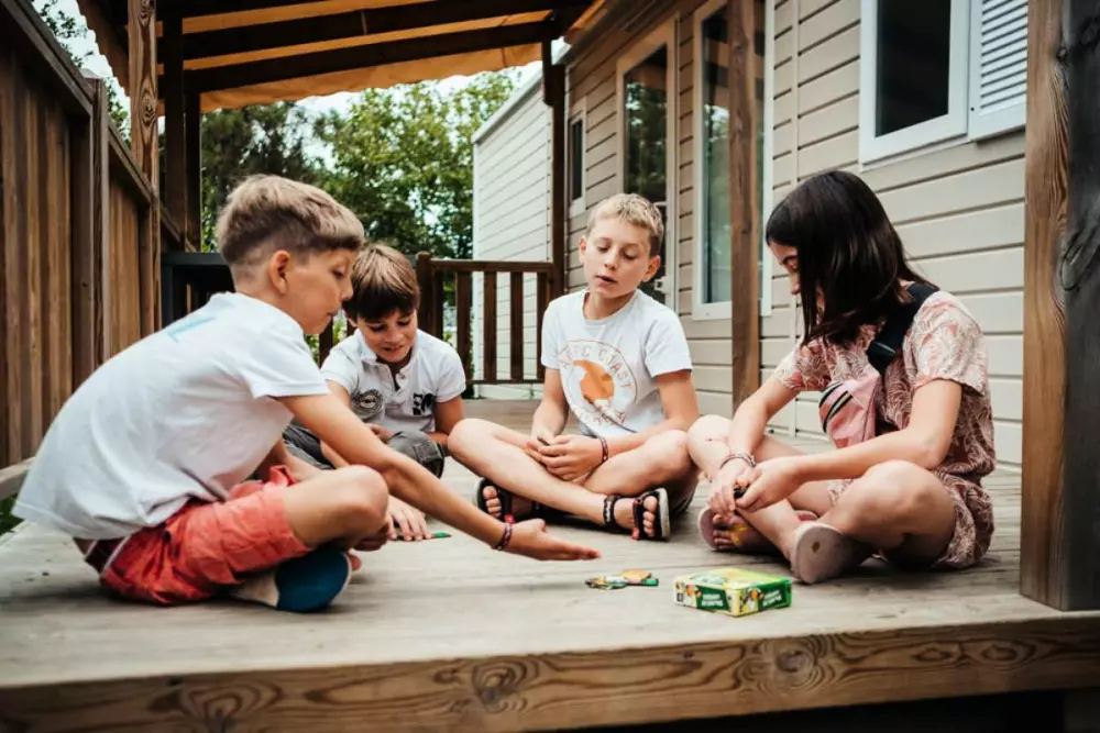 Camping La Colline 4 étoiles★★★★